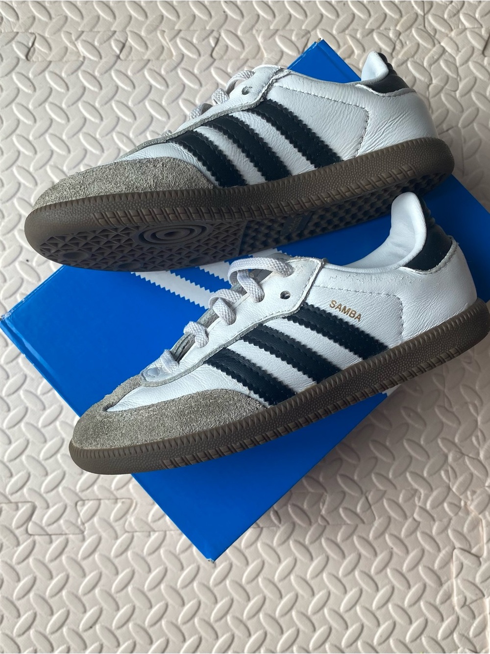 Adidas Samba